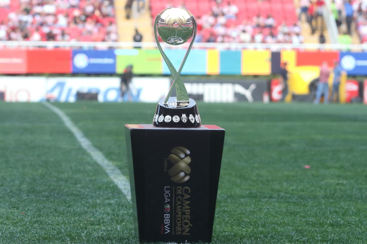 Chivas y Rayadas protagonizaron el juego de ida del Campeón de Campeones en el estadio del Rebaño, que se coronó en la Liga MX Femenil hace algunos días.