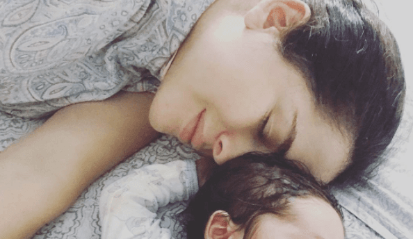 Danna e Iván González, pareja de la actriz desde hace varios años, se convirtieron en padres de un bebé al que decidieron llamar Dante.