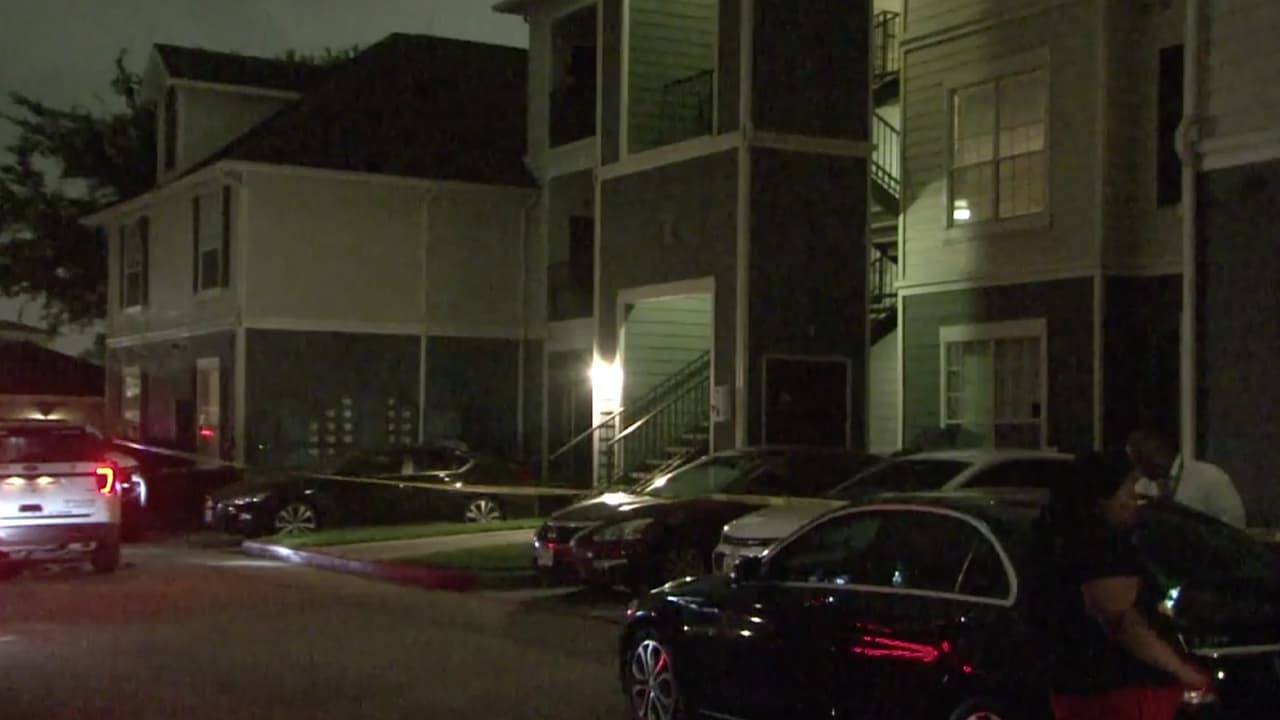 Oficiales de la oficina del sheriff del condado Harris (HCSO), atendieron el martes por la noche al reporte de un 
<b><a href="https://www.univision.com/temas/tiroteos">tiroteo</a></b> en la cuadra 17111 Hafer Road.