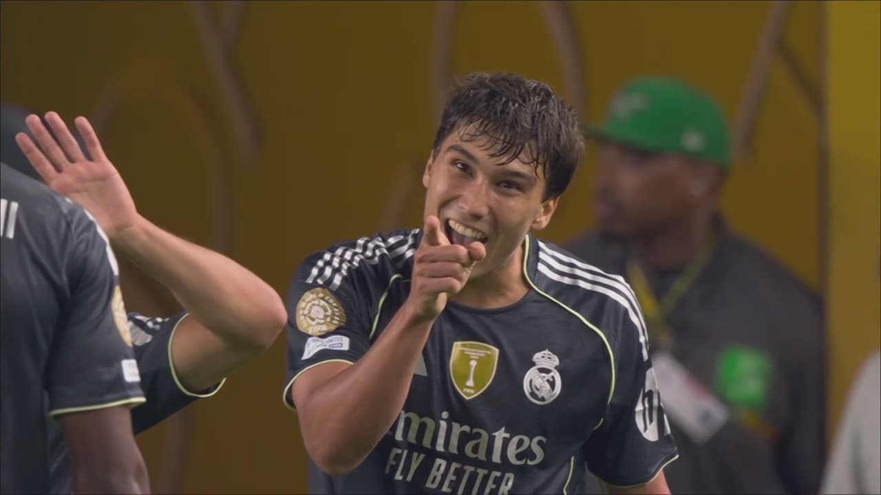 ¡Gonzalo García dice presente en el marcador y hace el tercero para el Real Madrid!