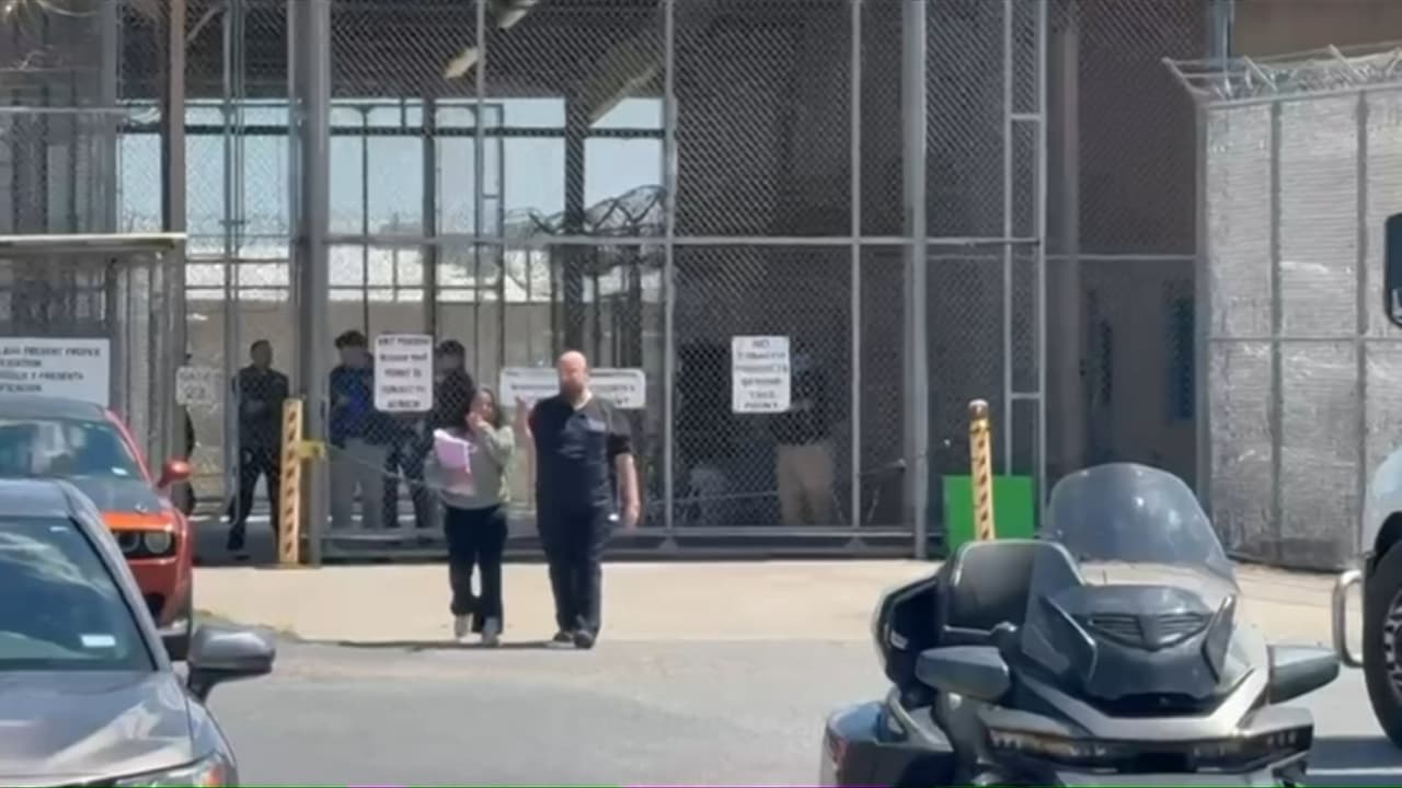 Liberan a Rubeliz Bolívar, la doctora venezolana detenida por ICE frente a su hija