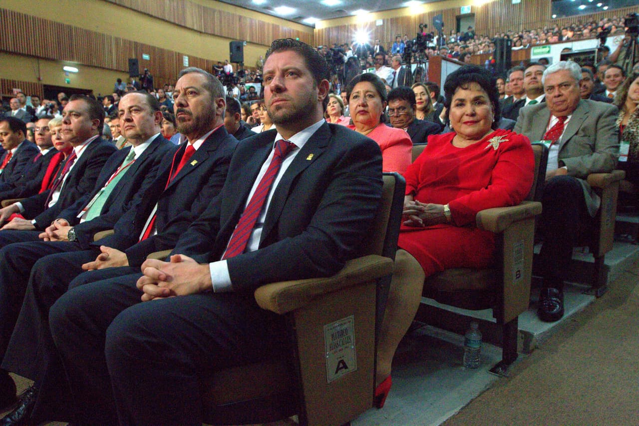 <b><a href="http://www.univision.com/temas/carmen-salinas">Salinas</a></b> no ha dejado de actuar aunque ahora prueba suerte en esta faceta tan distinta a lo que nos tenía acostumbrados.