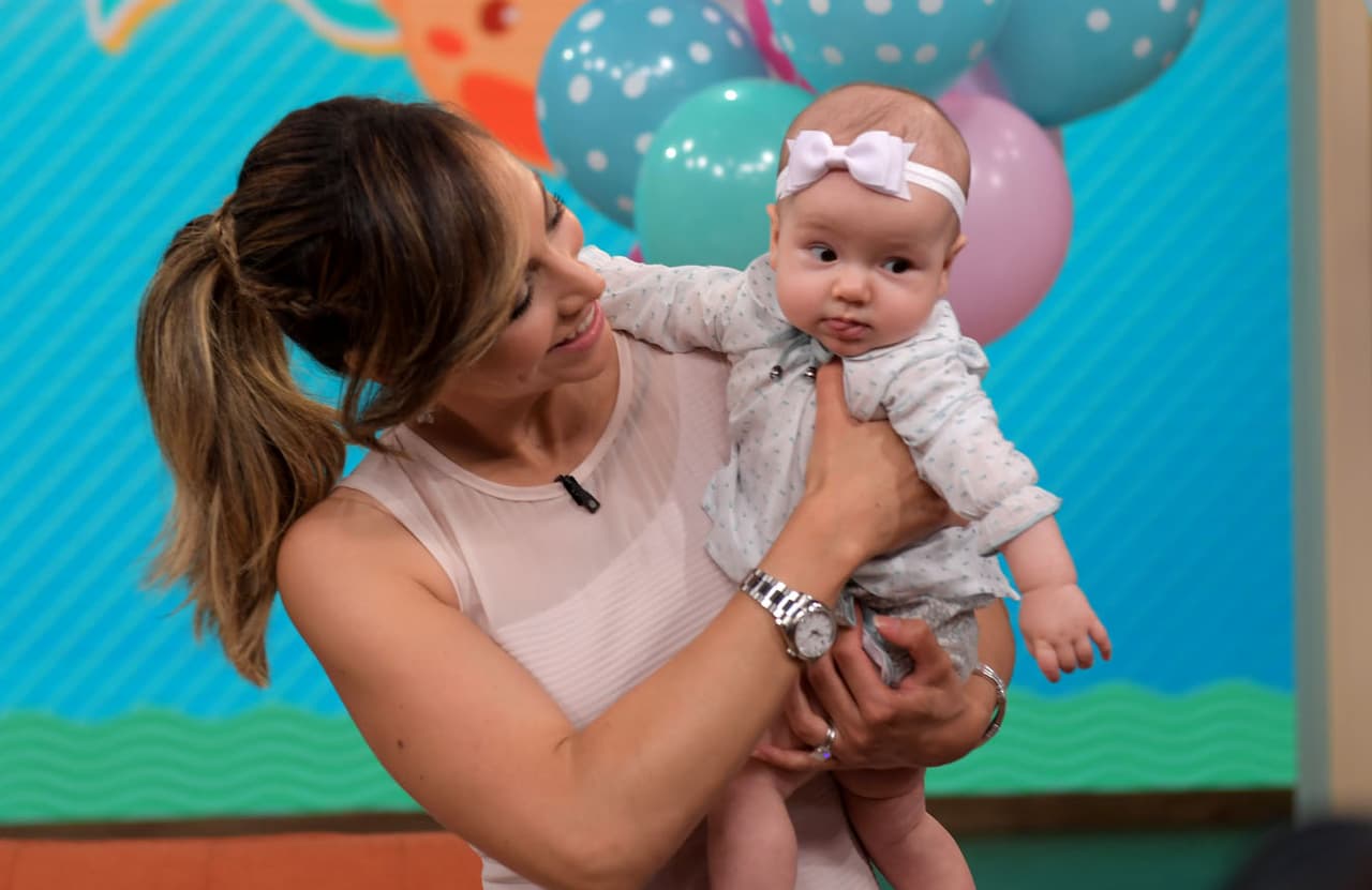 Alana es una belleza y demostró ser una bebé muy bien portada.