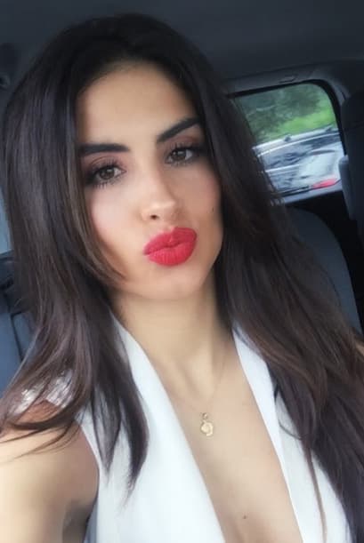 Muchos besos para los fans, así es como aparece Jessica Cediel en sus 'selfies'.