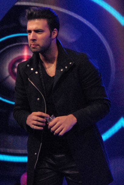 Jencarlos, como el capitán ganador, ensayó con todos ellos.