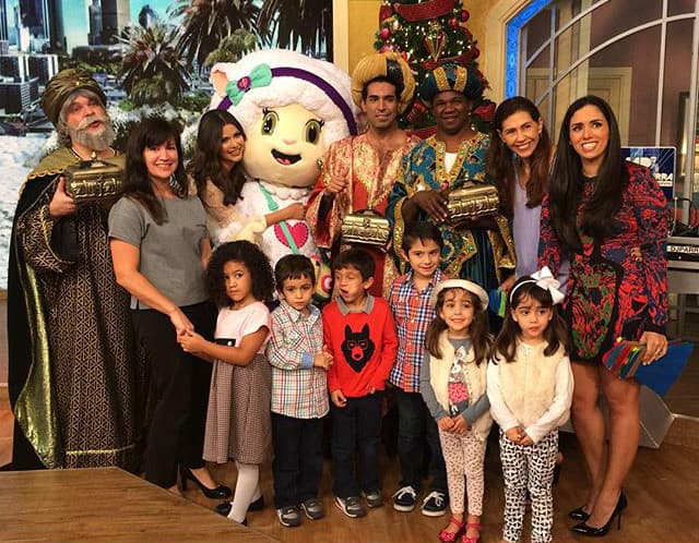 ¡Qué emoción! Los pequeñines de casa estuvieron con nocotros para compartir sus regalos de Día de Reyes. (6 de enero, 2016).