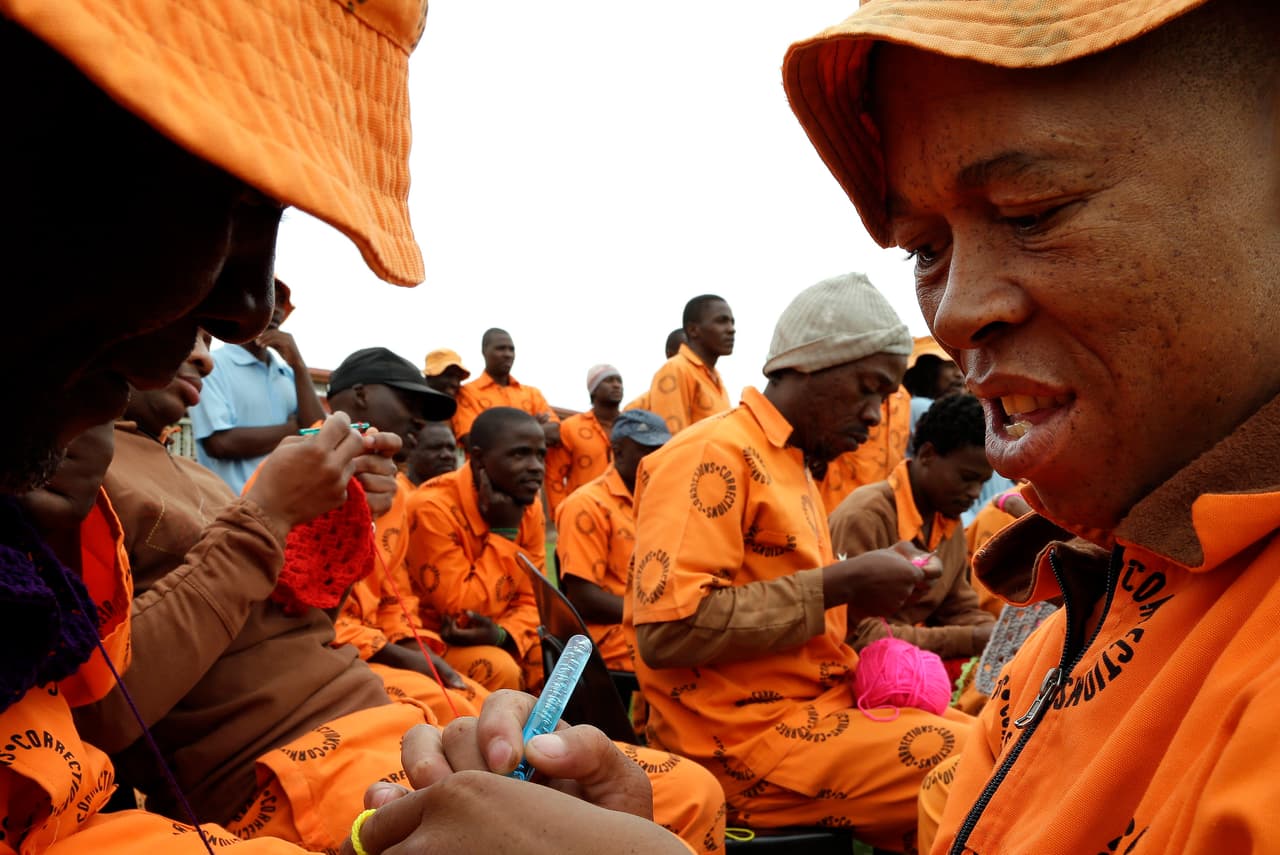 <b>Puesto 12. Sudáfrica. 162,875 prisioneros (2019)</b>, según el Departamento de Servicios Correccionales de Sudáfrica. La tasa de población penitenciaria de este país es de 279, tomando en cuenta una población de 58 millones a fines de marzo de 2019.
<br>