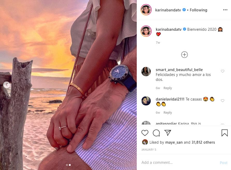 El 5 de enero de 2020 la pareja compartió algunas fotografías en Instagram donde 
<b><a href="https://www.univision.com/shows/el-gordo-y-la-flaca/karina-banda-dijo-que-se-queria-casar-y-asi-sera-esta-es-su-historia-de-amor-con-carlos-ponce-fotos">confirmaban que estaban comprometidos</a></b>. 
<br>