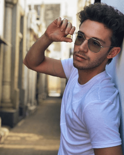 En 2017 ganó el Kids' Choice Awards Colombia en la categoría 'Actor Favorito' por su actuación en
<b> Soy Luna</b>.