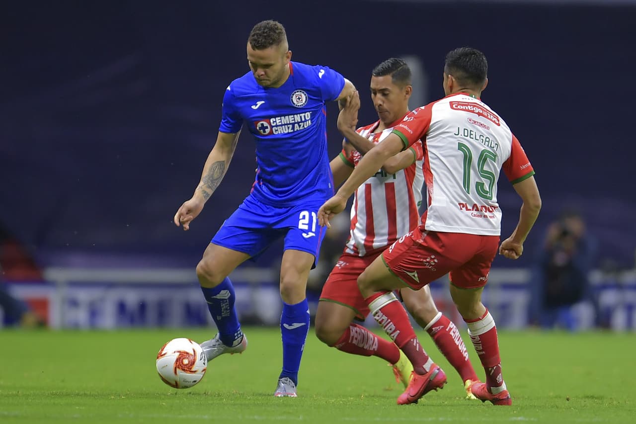 ‘Cabecita’ buscaba hacer daño con tiros de media distancia.