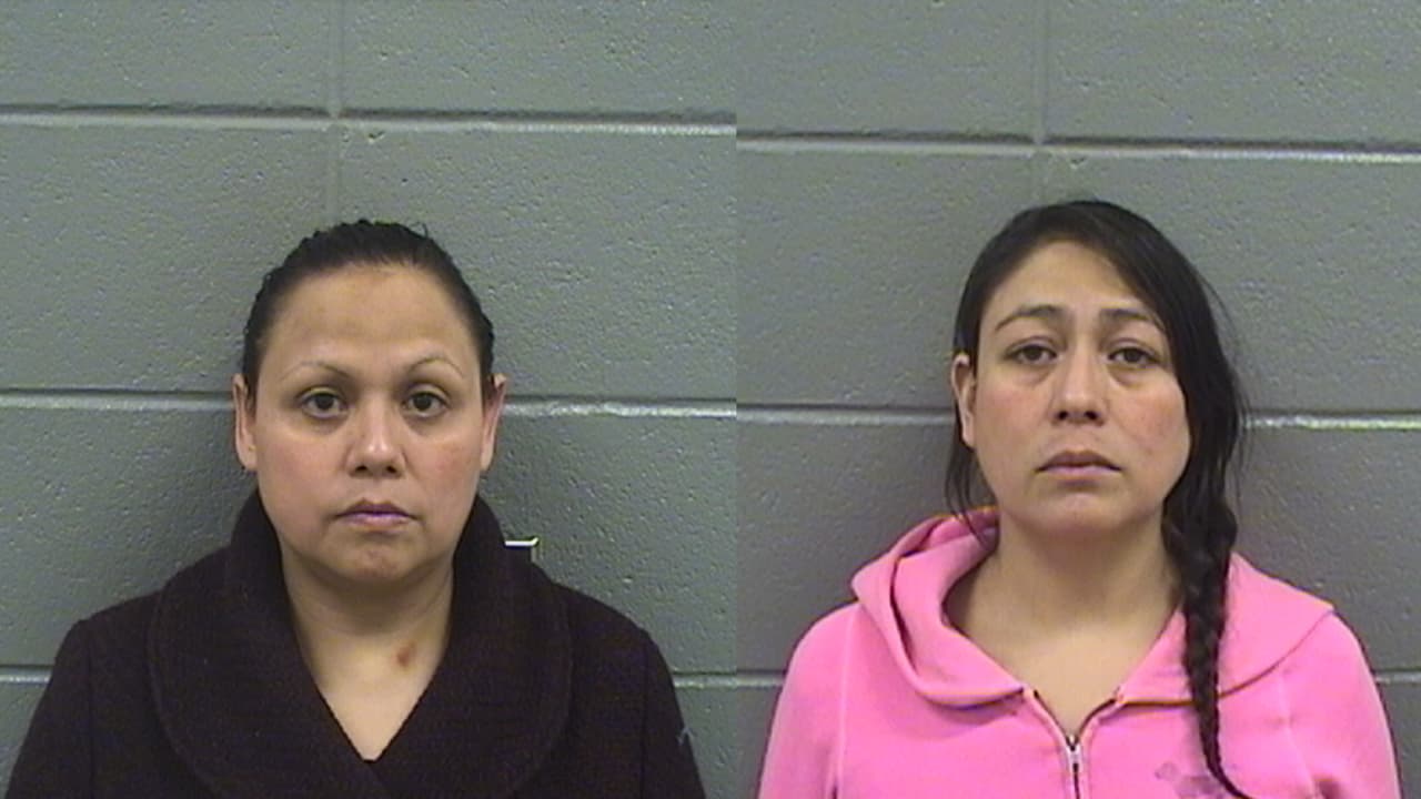 Dos hermanas son acusadas por tener relaciones sexuales con un menor de edad