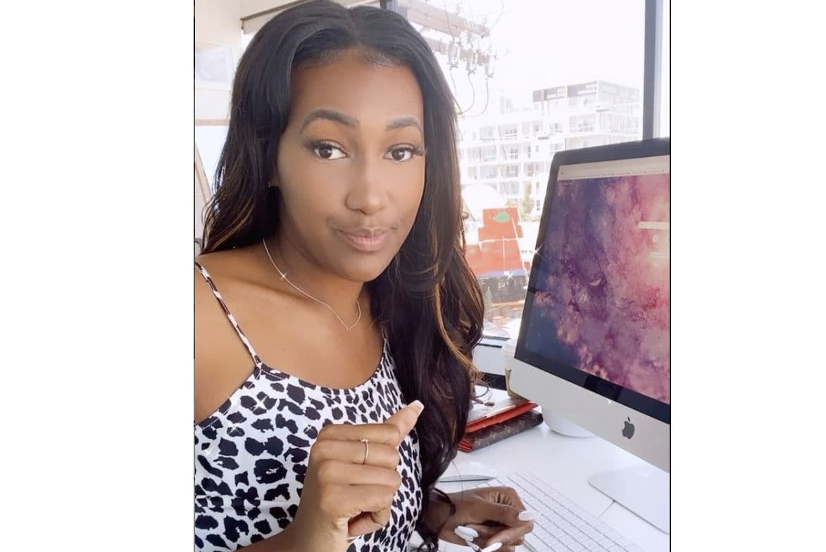 A pesar de haber conseguido un tener un negocio exitoso, Diop tiene un 
<b>presupuesto estricto</b> y trata de no gastar por fuera de lo que había planeado. "Al inicio de cada mes reviso lo que gasté. Miro los gastos que no puedo negociar, y en que puedo mejorar", dijo Diop a Business Insider.