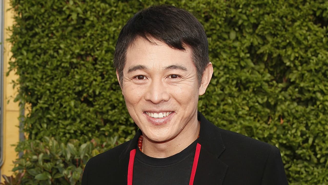 Avejentado y débil: fans temen lo peor para Jet Li tras verlo en foto que se viralizó