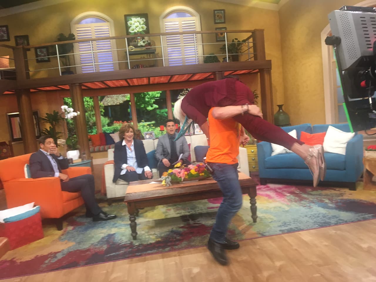 Omar Chaparro tiene una muy particular manera de mantenerse en forma.