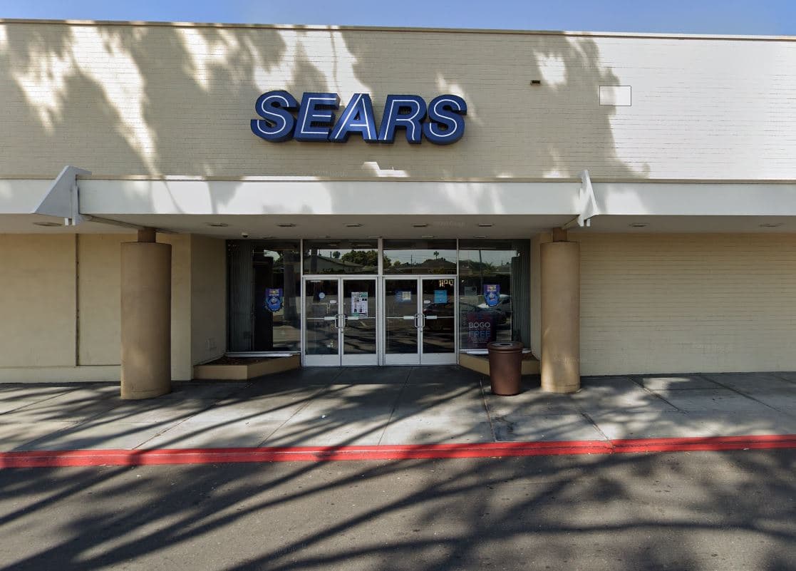 Chula Vista Sears: 565 Broadway.