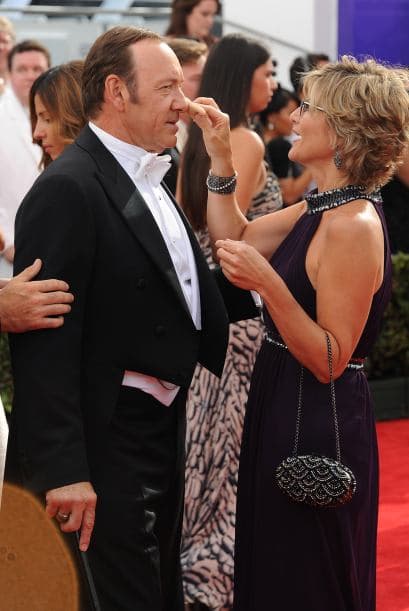 Y los retoquitos fuera de cámara. Pero después de la ceremonia la fiesta comenzó.