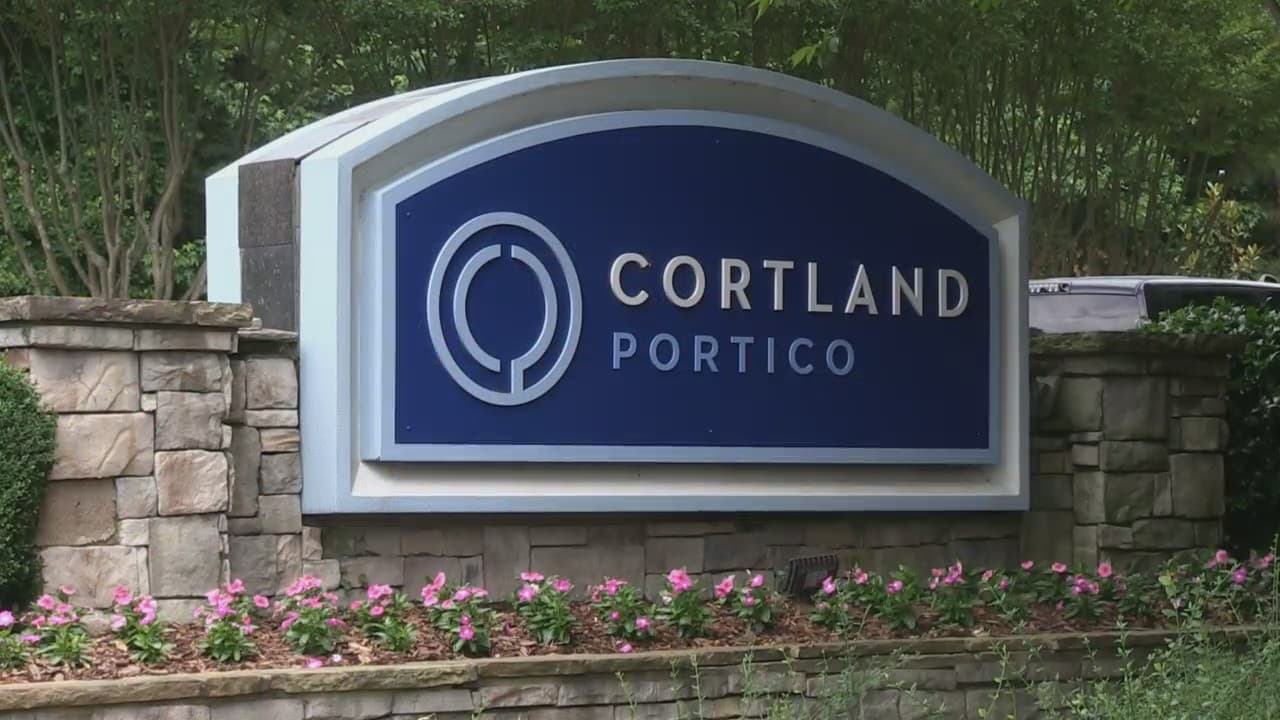 Incendio destruye edificio de apartamentos en el condado de Gwinnett: Veinte personas son desplazadas