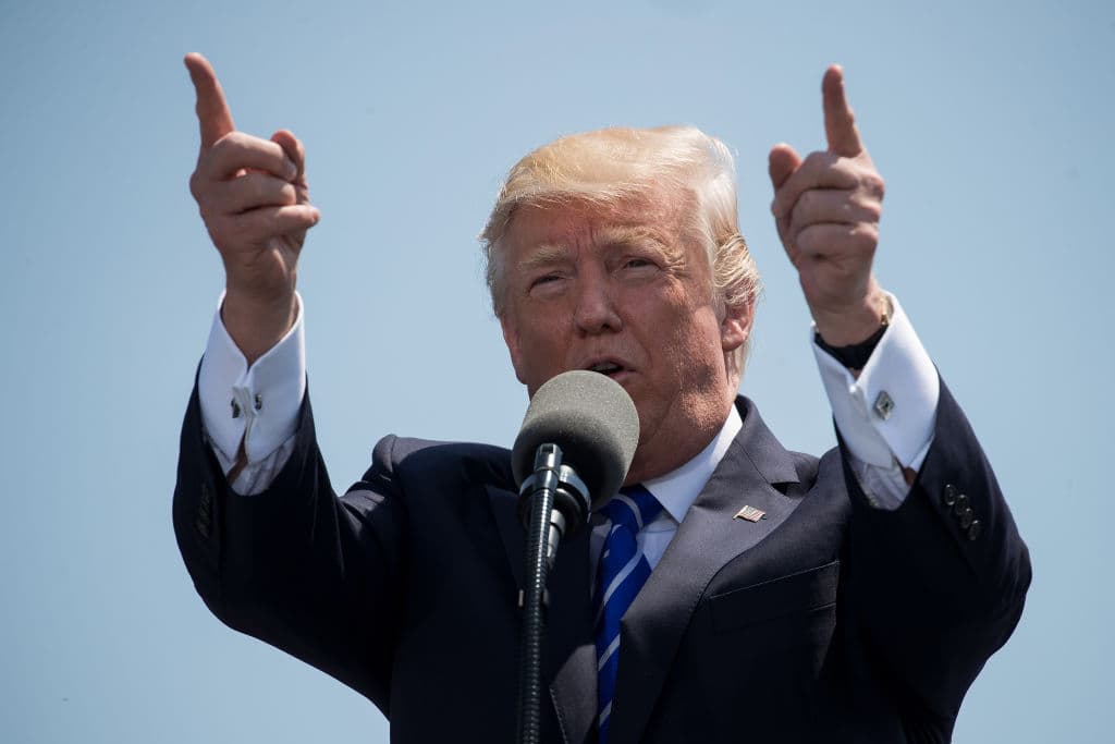 Trump vuelve a presumir de que ha creado 600,000 trabajos, pero las cifras de su propio gobierno lo contradicen