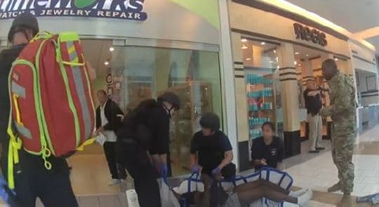 San Bruno: tiroteo en centro comercial deja a dos jóvenes heridos de bala y dos pistoleros siguen prófugos