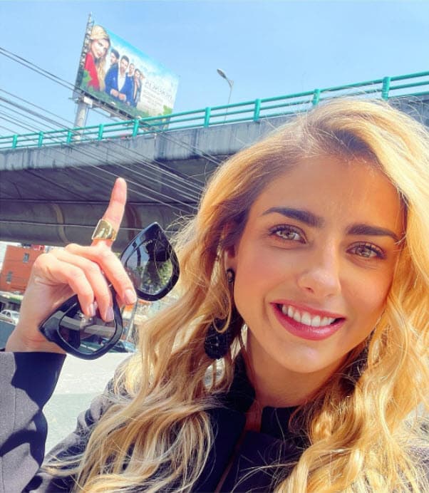 A principios de mayo, Michelle contó cómo enfrenta los rumores de que ella fue la presunta culpable de la
<a href="https://www.univision.com/famosos/esmeralda-pimentel-novio-sola-osvaldo-benavides-fotos">ruptura entre Osvaldo Benavides y Esmeralda Pimentel</a>, aunque no negó ni confirmó el romance.
