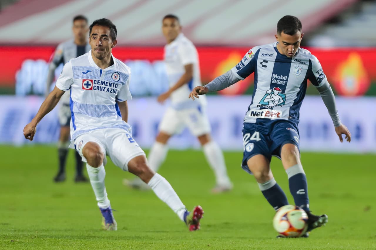 La Máquina logra conseguir sus primeros tres puntos del torneo luego de vencer 0-1 a Pachuca con gol de Juan Escobar.
