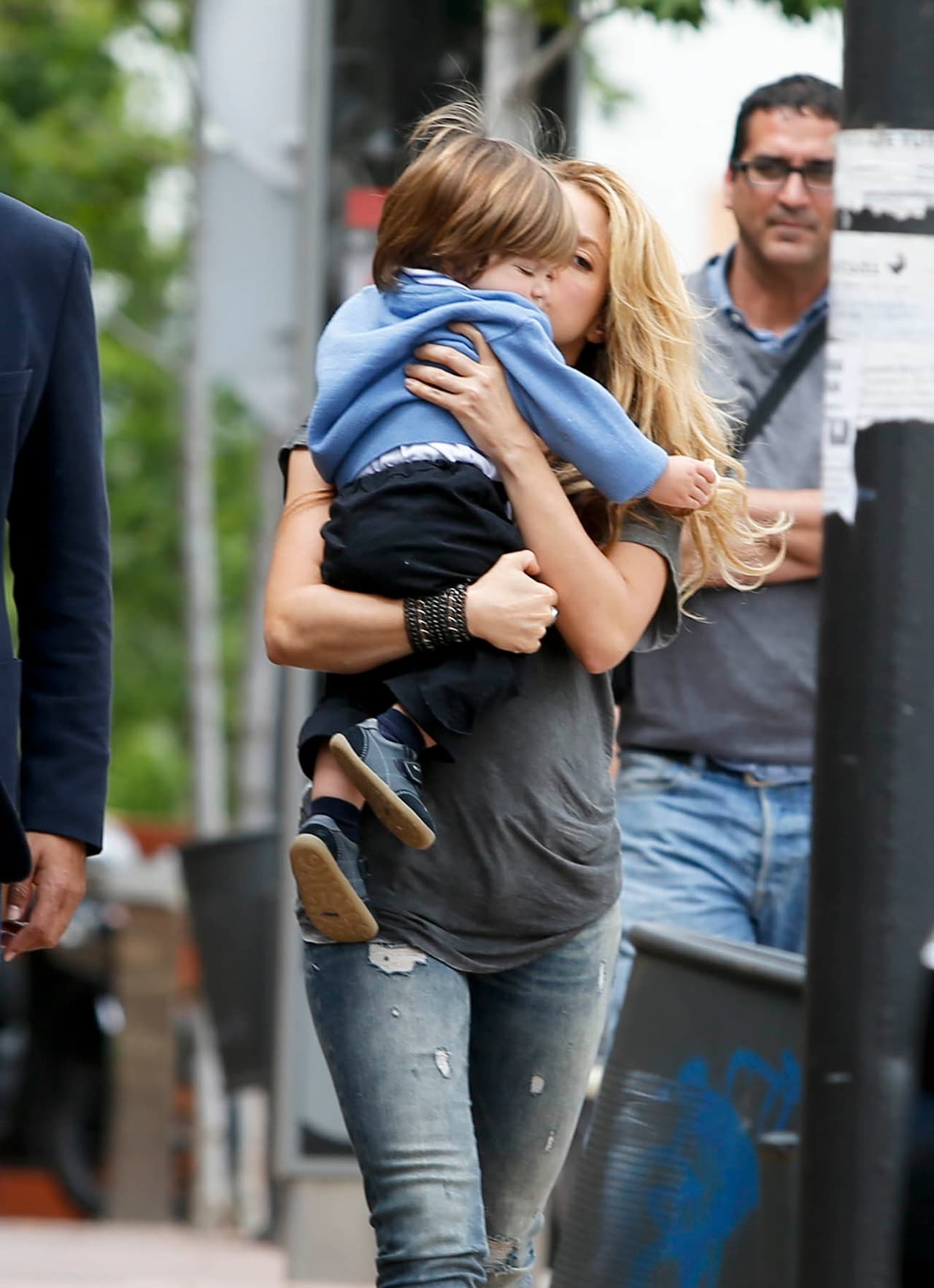 Pero el nene seguí moviéndose.