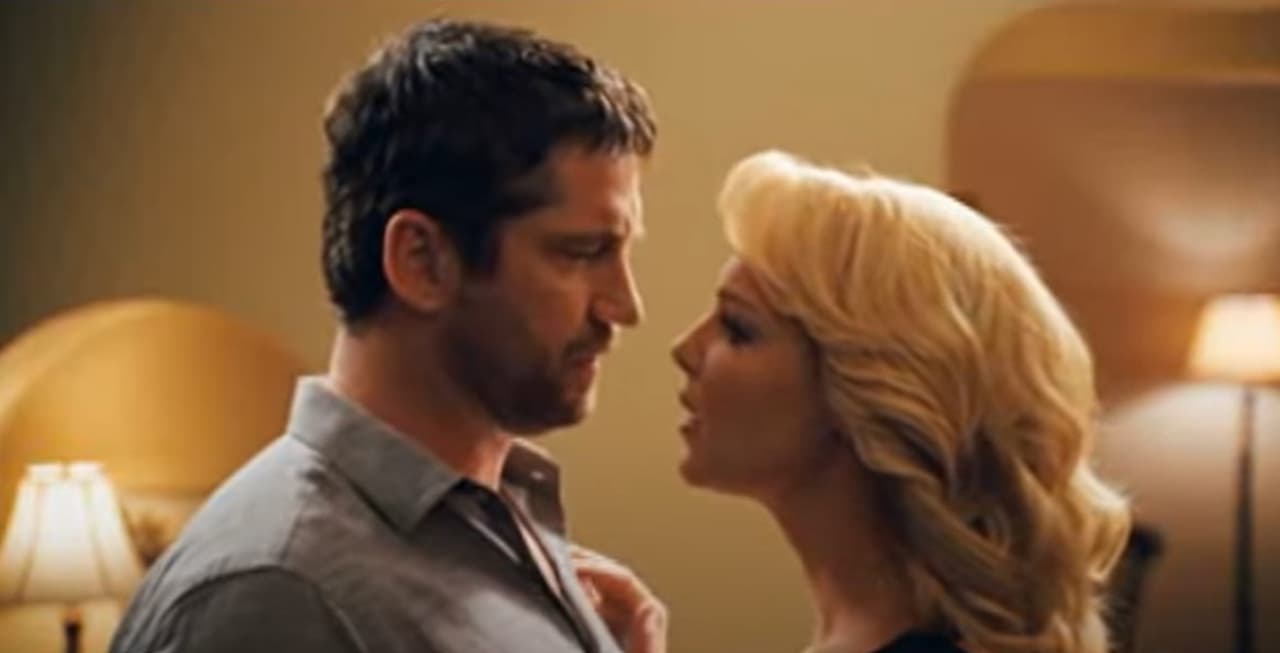 Una guerra de sexos para disfrutar en 'La cruda verdad'