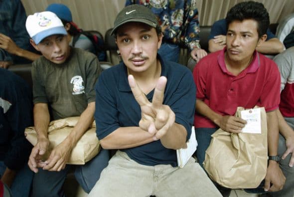 ALABAMA - El estado con la ley más intransigente del país en cuanto a la inmigración ilegal, promulgará una disposición clave que obligará a todos los empleadores que hacen negocios con cualquier entidad del gobierno a que utilicen el sistema federal E-Verify para comprobar que todos los nuevos empleados están residiendo legalmente en Estados Unidos.