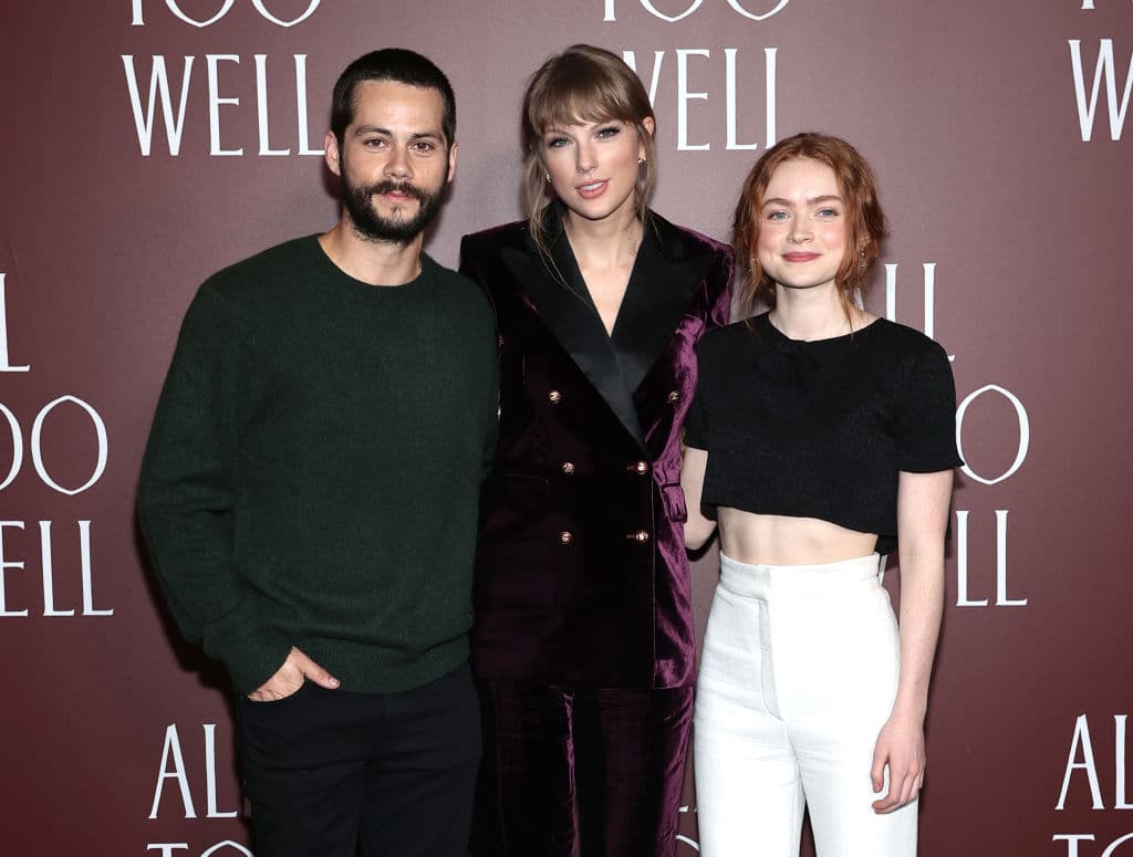 <b>Regreso de Taylor Swift</b>
<br>La cantante relanzó su álbum de 2012 'Red', bajo el nombre 'Red (Taylor's Version)'. Además de acompañarlo con un cortometraje de su canción 'All Too Well', que revivió la polémica de su noviazgo con Jake Gyllenhaal en 2010.