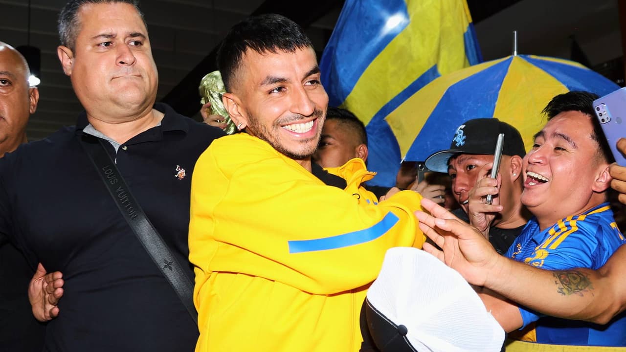 Ángel Correa emociona a los fans de Tigres con sus primeras palabras