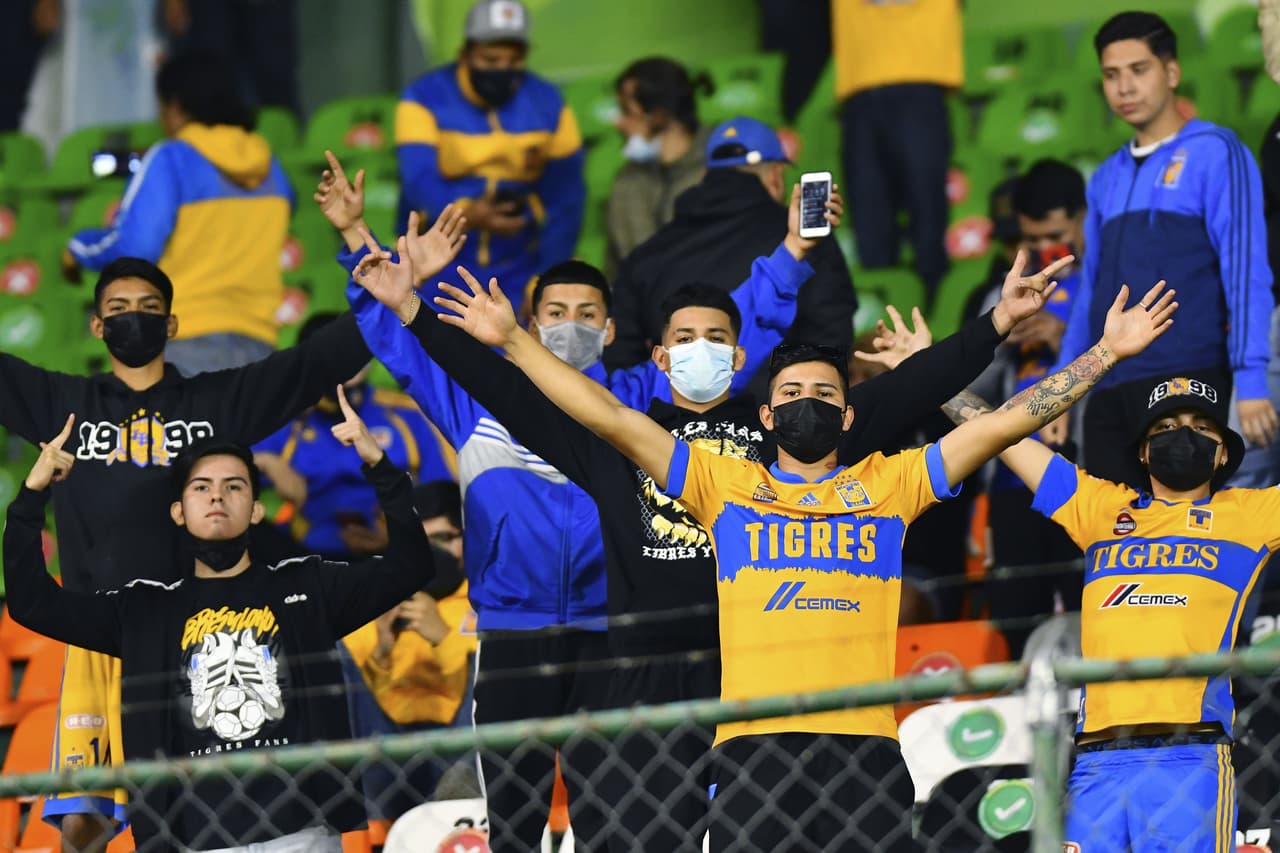 El Estadio León se vistió de fiesta para recibir el juego de Vuelta de Semifinal con la ventaja para Tigres, que con el empate obtendría su boleto a Final.