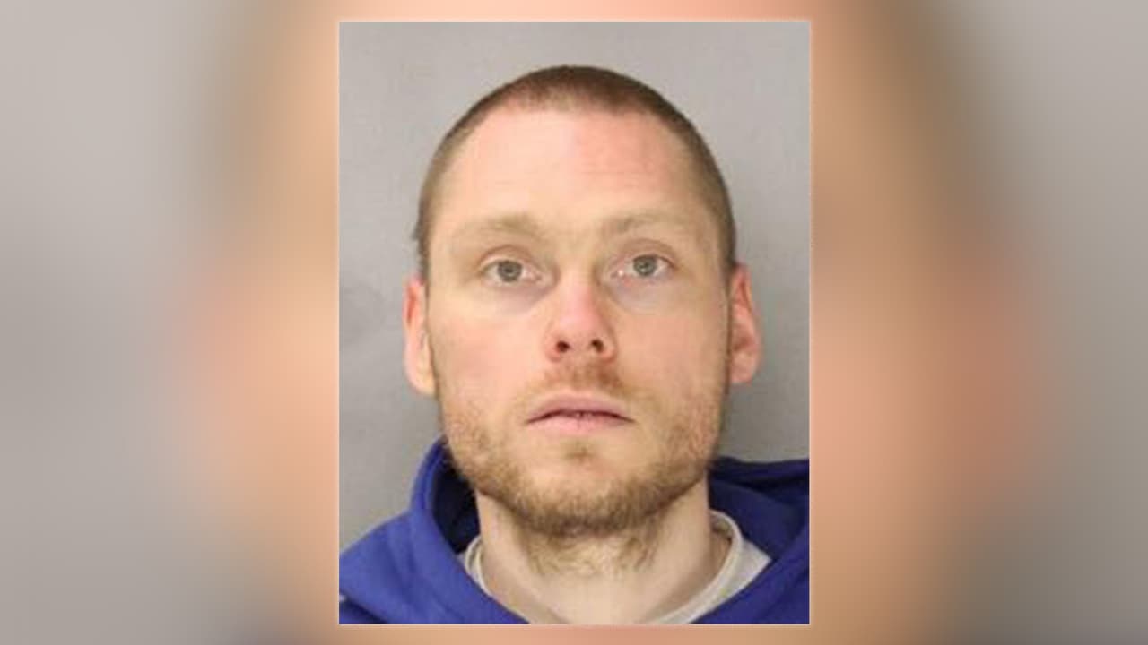 Arrestan a hombre que presuntamente intentó secuestrar a una mujer tras irrumpir en su vivienda de Mountain View 