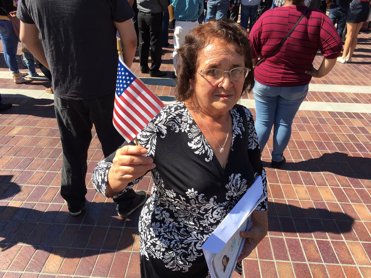 Agustina Samayoa al salir de su ceremonia de juramentación como nueva ciudadana de Estados Unidos el 20 de junio de 2017.