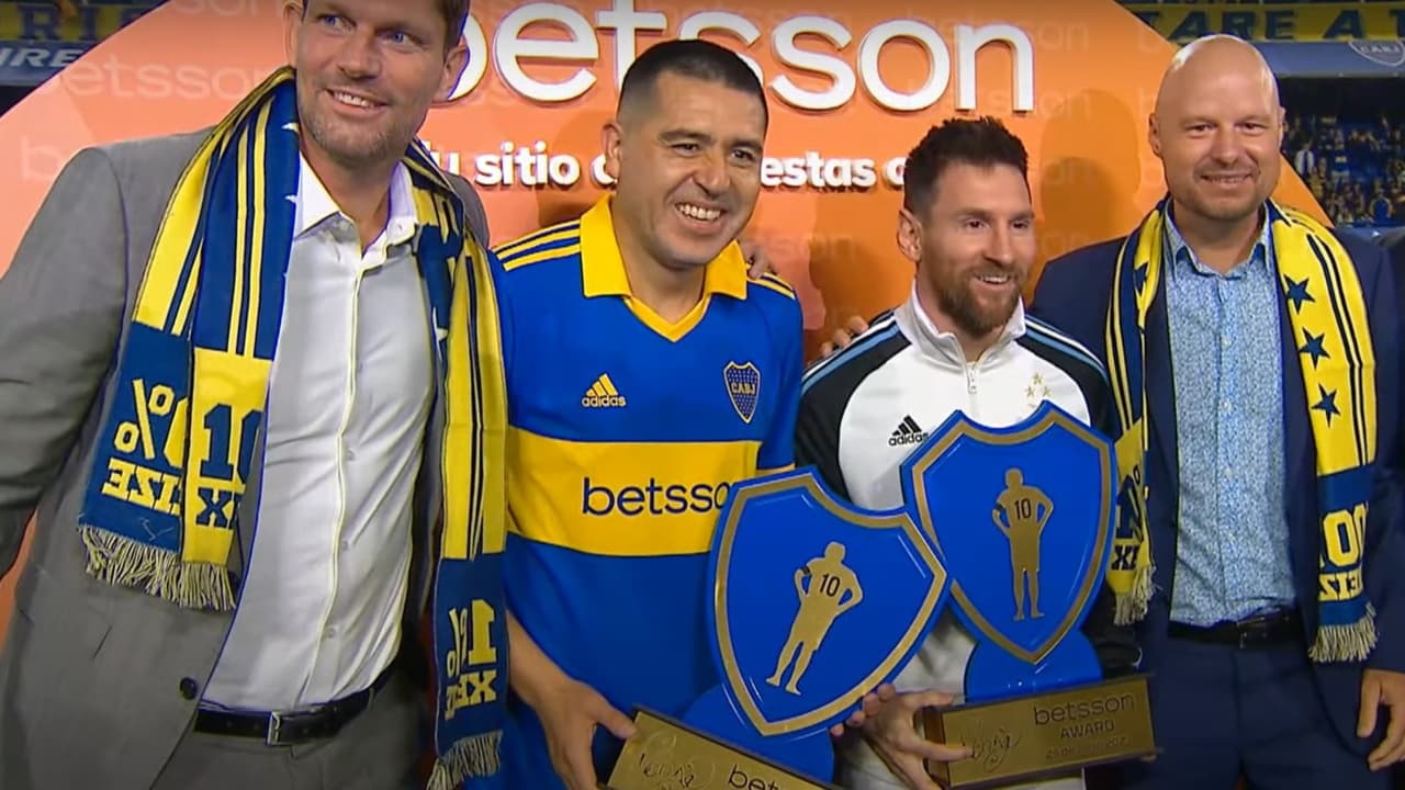 Boca golea a Argentina en despedida de Riquelme; Messi anotó y fue ovacionado