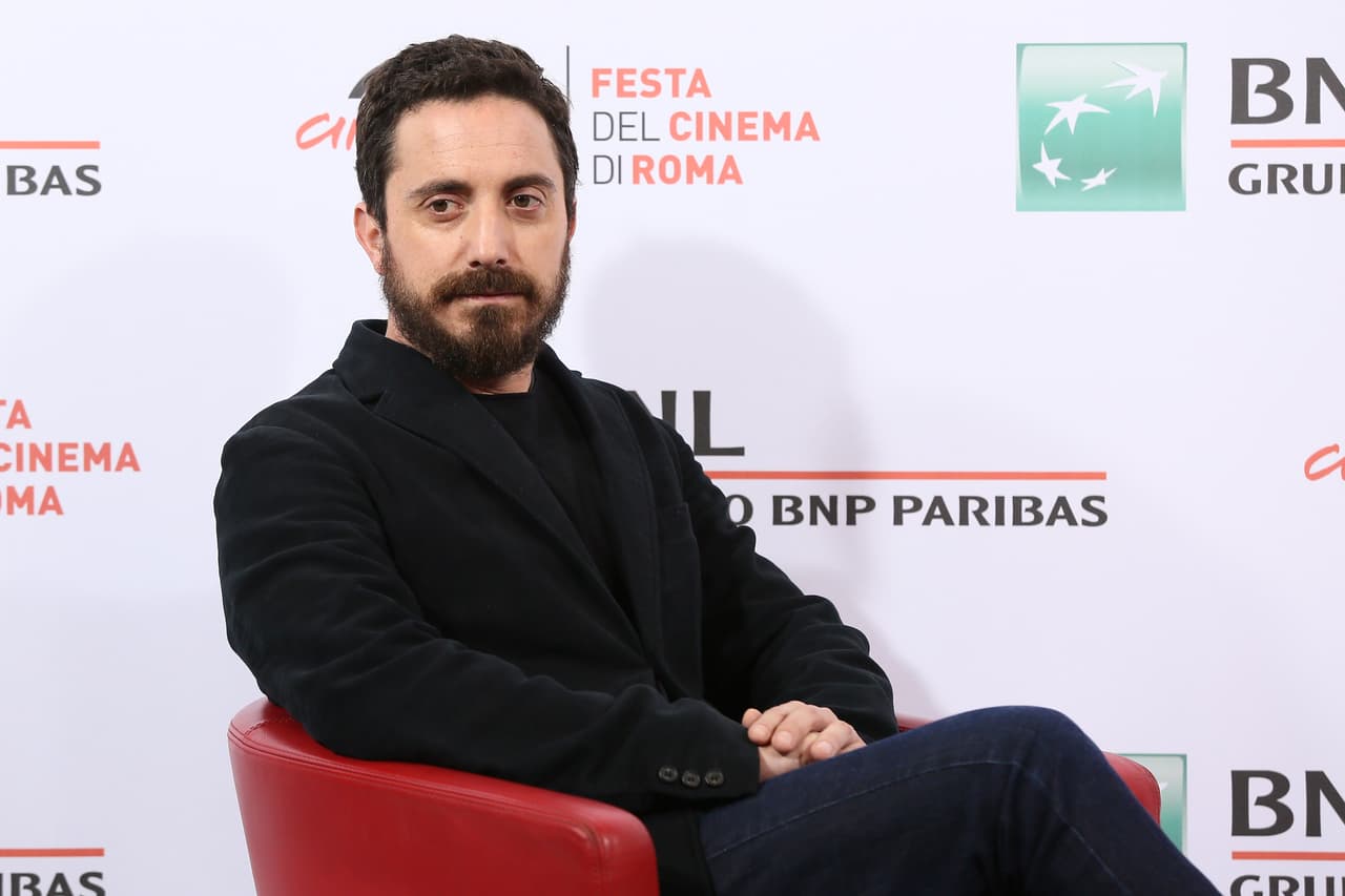 También hay que felicitar a Chile y al director Pablo Larraín.