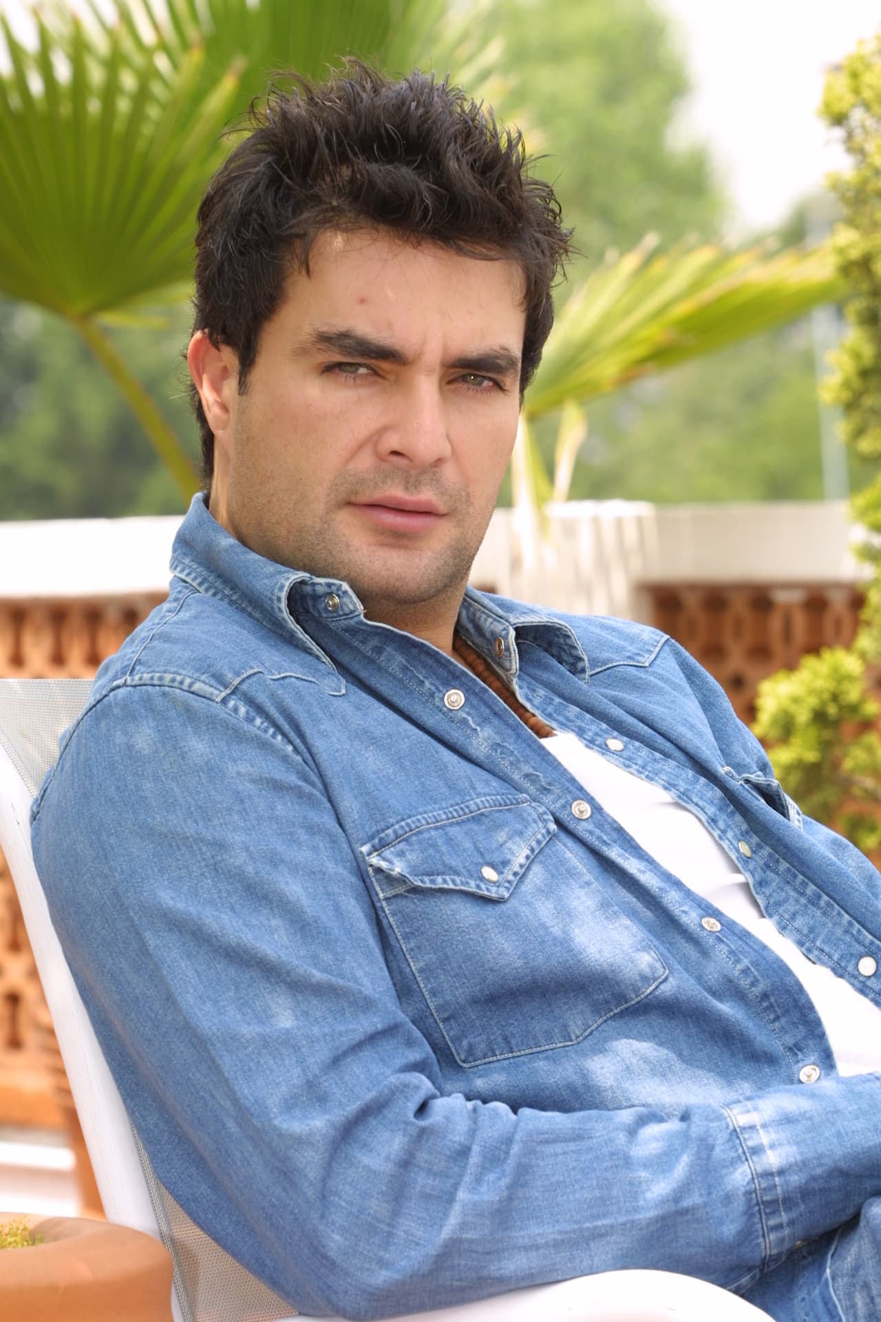 Mauricio Islas (2005)
