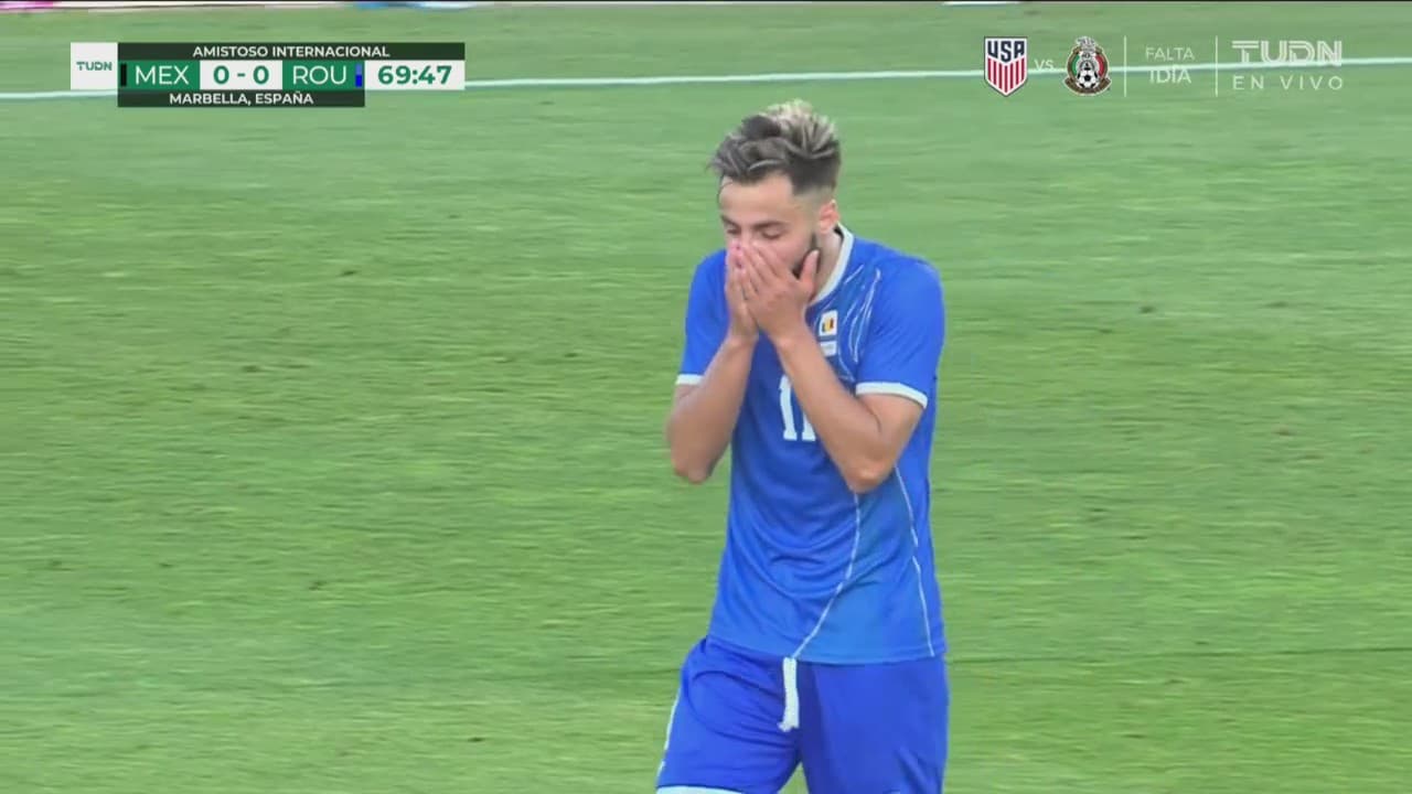 ¡Perdona a México! Andrei Ciobanu manda a la grada su tiro libre