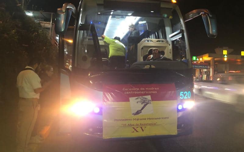 Caravana de madres de migrantes llega a la Ciudad de México en busca de sus hijos desaparecidos