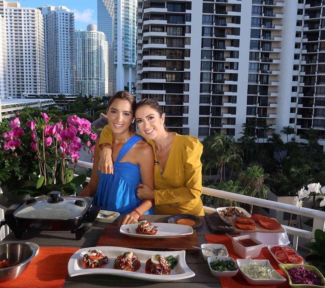 Por recetas no paramos. La chef Hena Sofía Interiano nos preparó unas 
<a href="https://www.univision.com/shows/despierta-america/un-plato-delicioso-y-completo-receta-de-enchiladas-hondurenas-preparadas-por-la-hermana-chef-de-maity-interiano-video">deliciosas enchiladas hondureñas</a> junto a su hermana Maity.