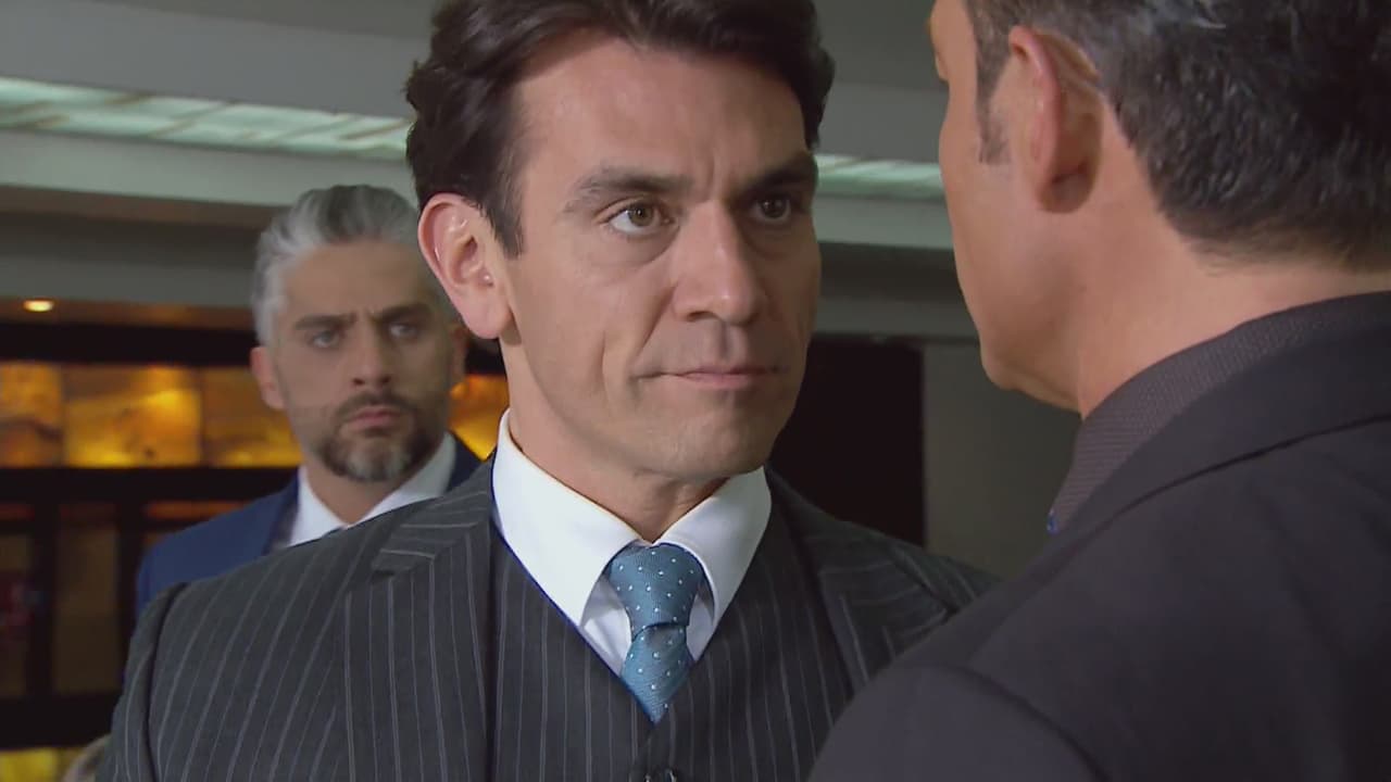 Pero sobre todo que Julia es su esposa.