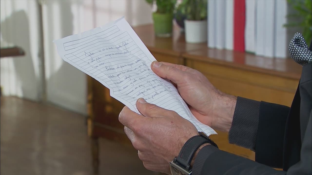 Y más ahora que Eladio descubrió una carta de Arturo en la oficina de Julia.