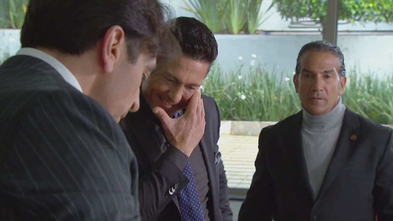 Eladio sólo se burlaba y las cosas iban subiendo de temperatura.