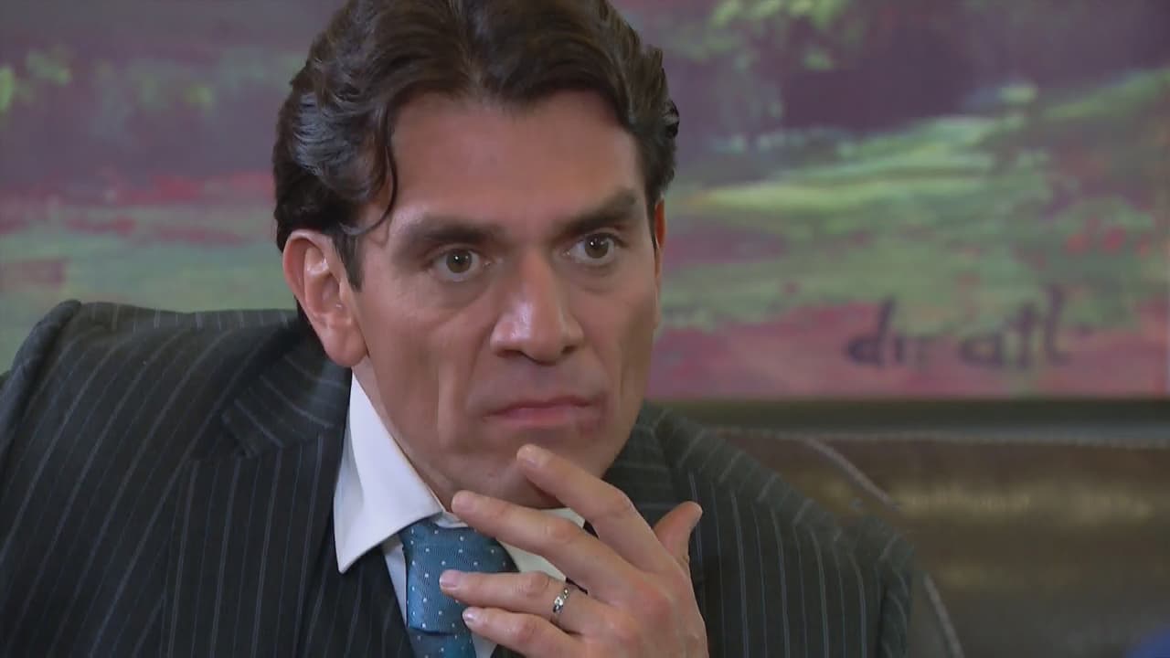 Arturo está harto de la situación, pero sobre todo de no tener a Julia a su lado.