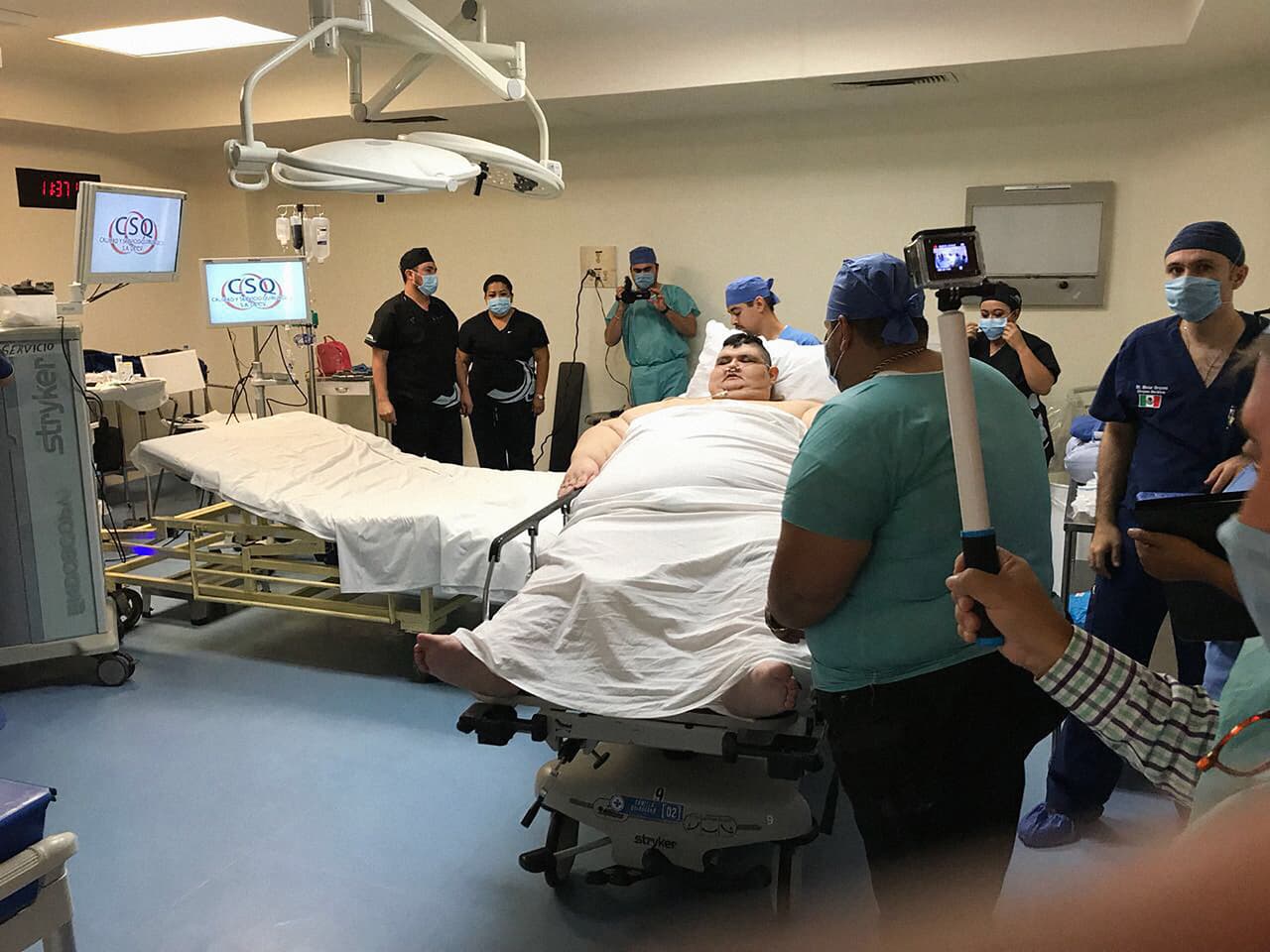 La primera intervención con la que Juan Pedro Franco perdió 526 libras de peso era un requisito indispensable para poder hacer un 'bypass' gástrico, al que se sometió el 22 de noviembre.