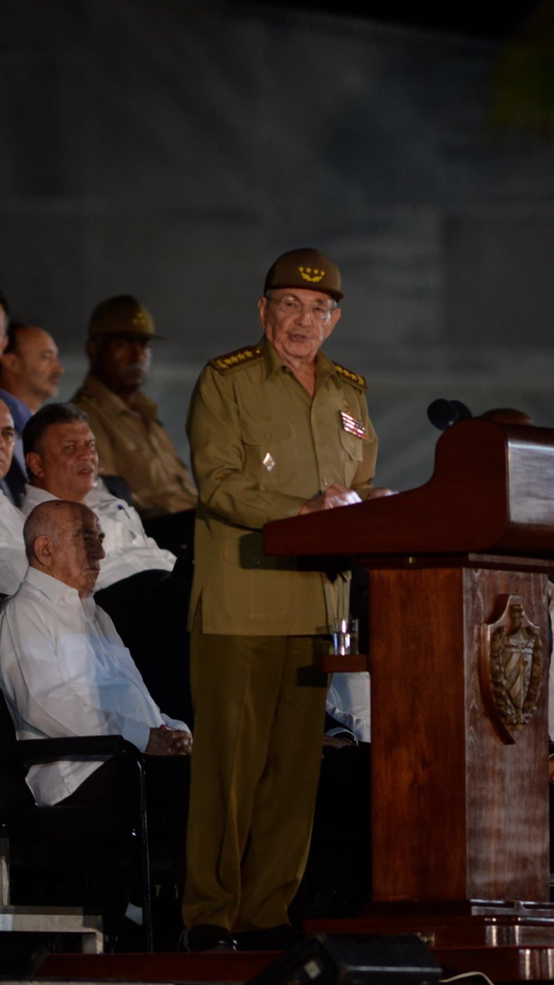 ¿Raúl Castro podría ser arrestado si sale de Cuba? Jueza de Miami firma orden de arresto en su contra