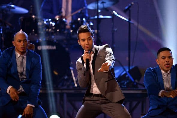 Y vaya que enloqueció a todas las mujeres presentes con sus bailes.