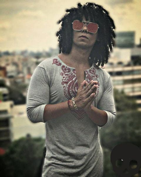 Es por eso que pretende contar su lucha contra el sobrepeso para alentar a otras personas a salir adelante: "Mi batalla contra la obesidad puede ayudar a otras personas y planeo hacer un libro para que se motiven y vean que sí se puede alcanzar tus sueños", reveló a EstiloDF.
<br>