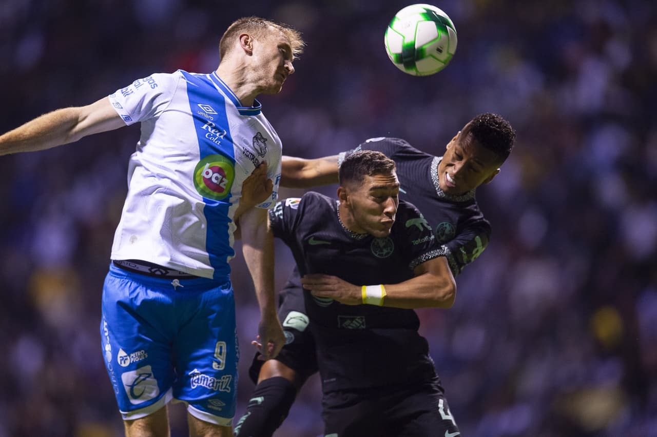 Cuando parecía que la Franja se llevaba el triunfo, un centro de América a balón parado con 10 minutos restantes fue aprovechado por Sebastián Cáceres para el 1-1 definitivo.