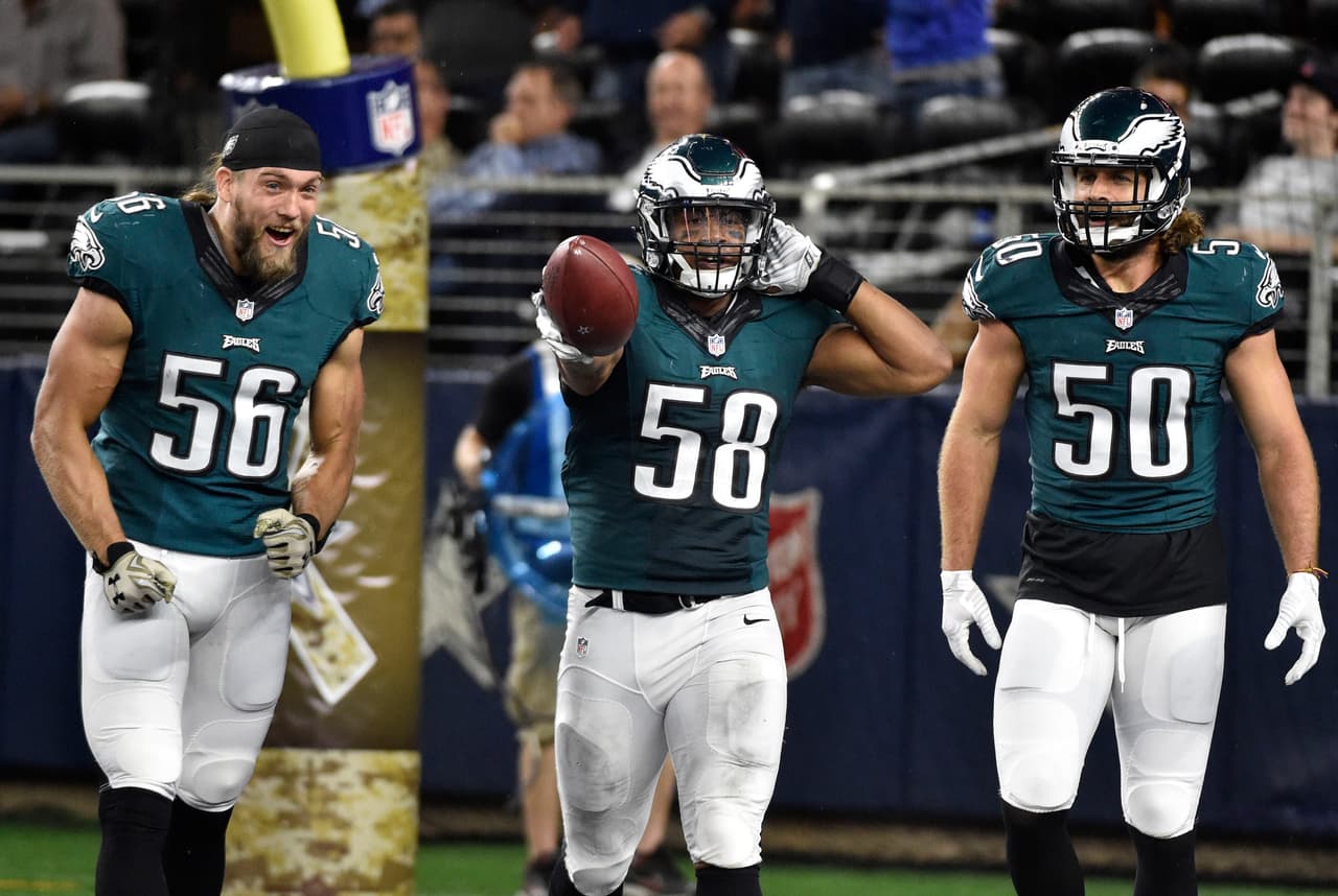 Eagles le pega a Cowboys en tiempo extra