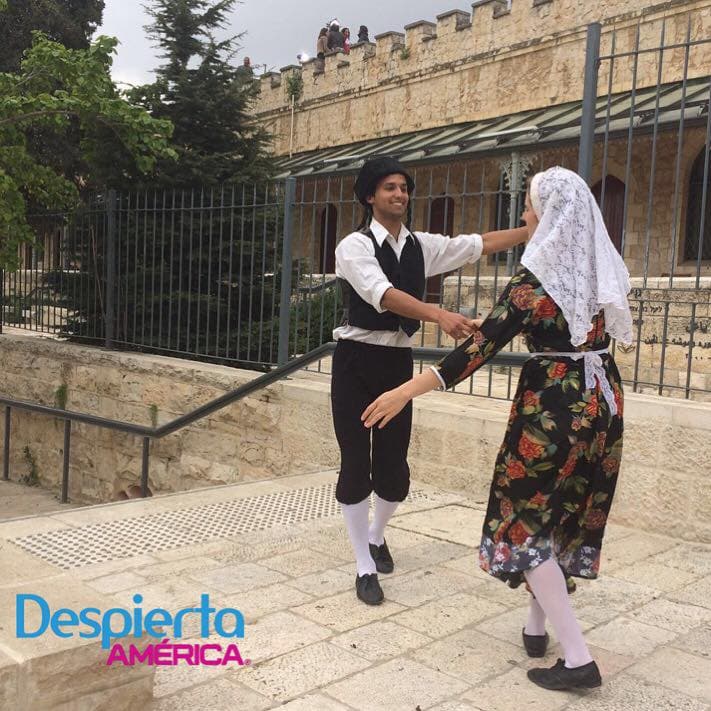 En vivo desde Israel, así se vive la Semana Santa en Univision.